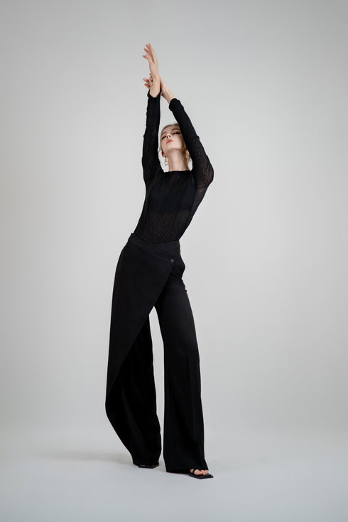 QUẦN SUÔNG CẠP CHÉO LASANRA CARMEN